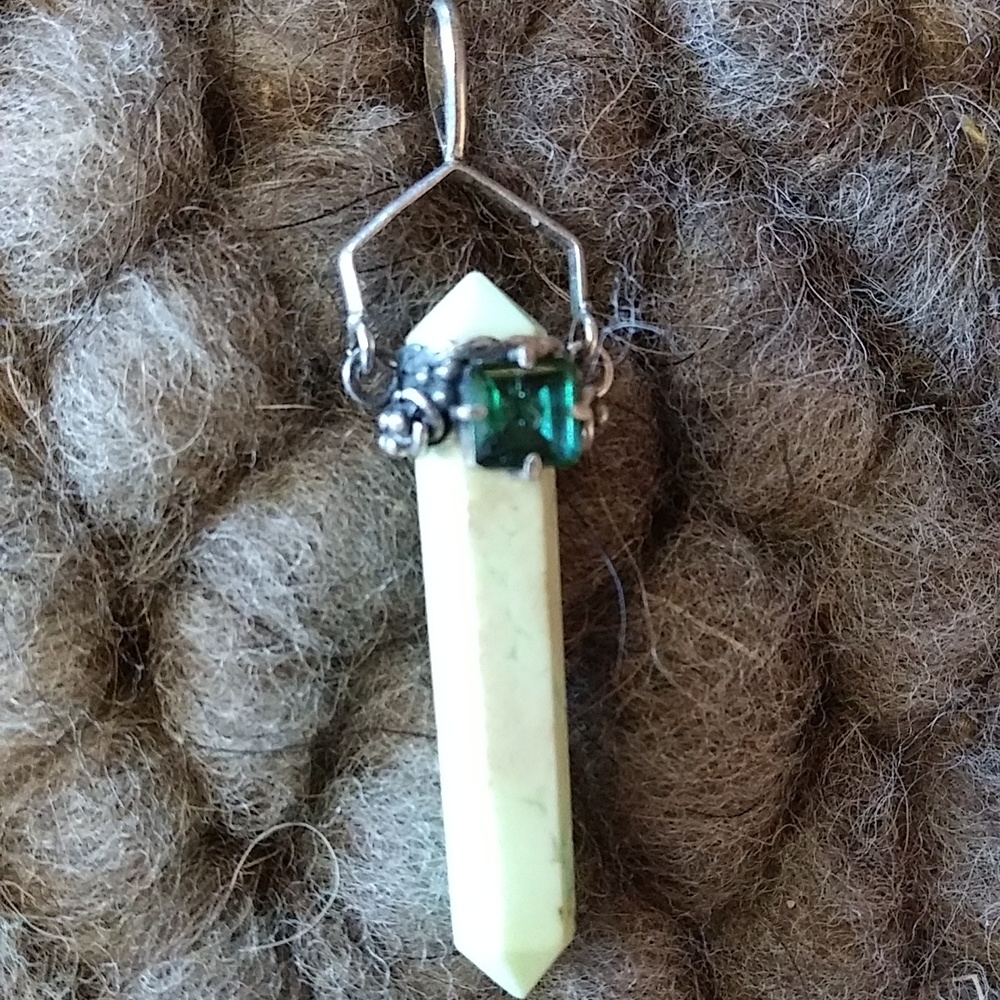 Lemon Chrysoprase Crystal with Chrome Diopside stone and silver design